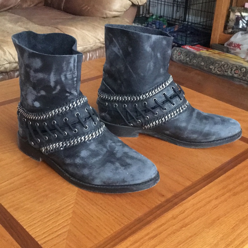 Free People Distressed Boots - Picture 2 of 7
